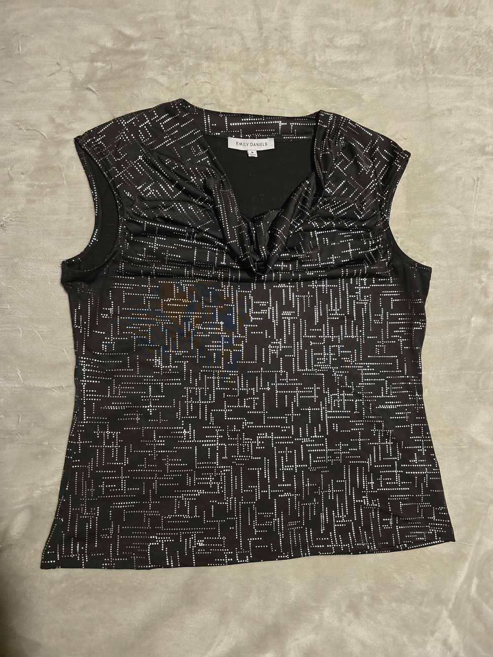 Emily Daniels Black Silver Metallic Cowl Neck Sleeveless Blouse M
